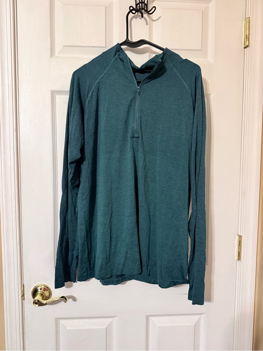 lululemon athletica Men's Long-Sleeve Quarter Zip Pullover Teal Green